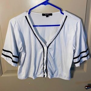 SUPER CUTE/ COMFY crop top